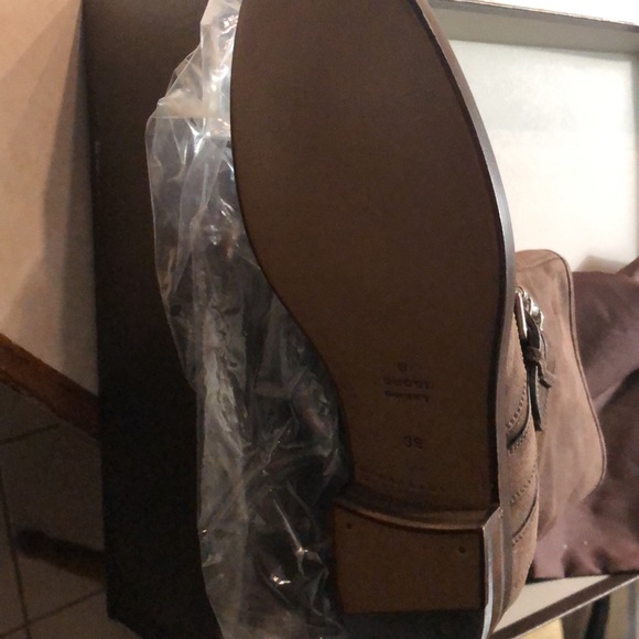 AUTHENTIC GUCCI women’s boots! - Picture 6 of 8